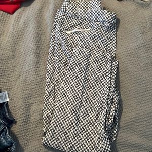 Straight leg pull on